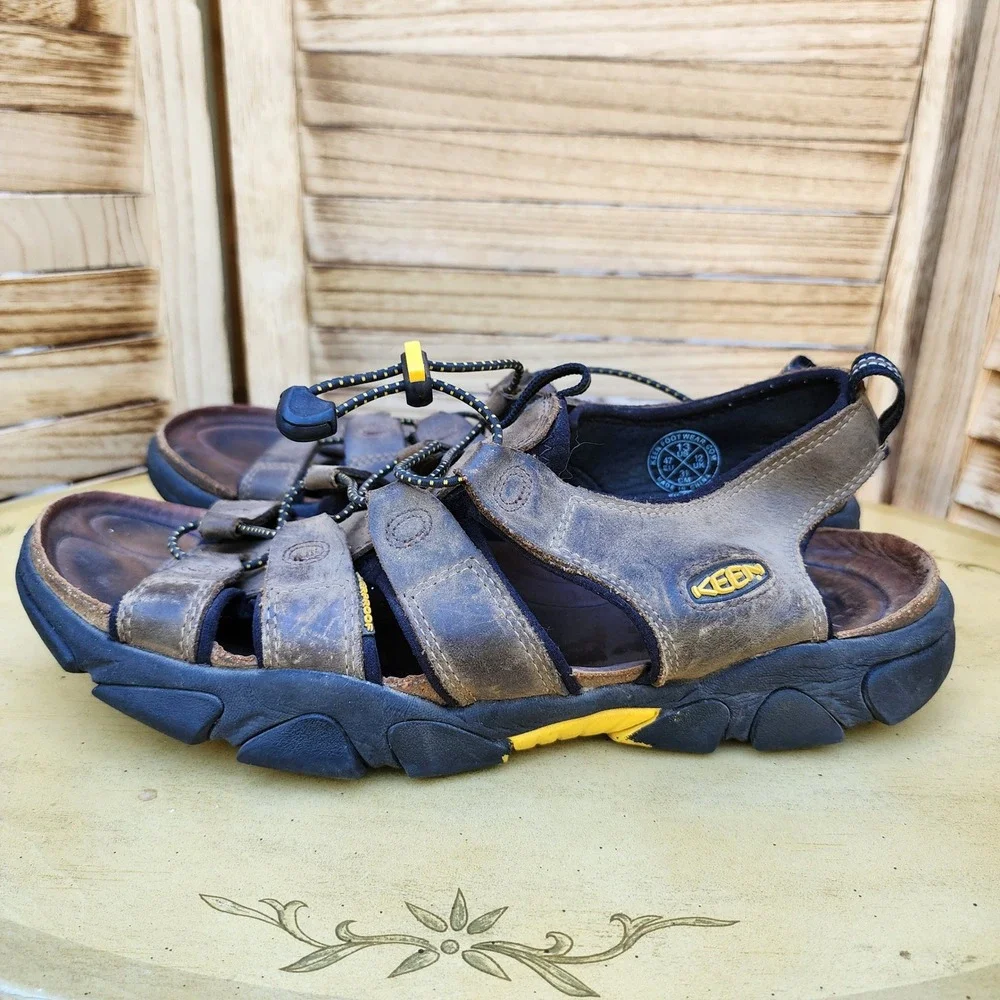 Keen Daytona Sz 13 Brown Leather Fisherman Sandals Gorpcore Hiking Utility